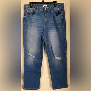 Nicole Miller women’s ripped jeans. Size 14